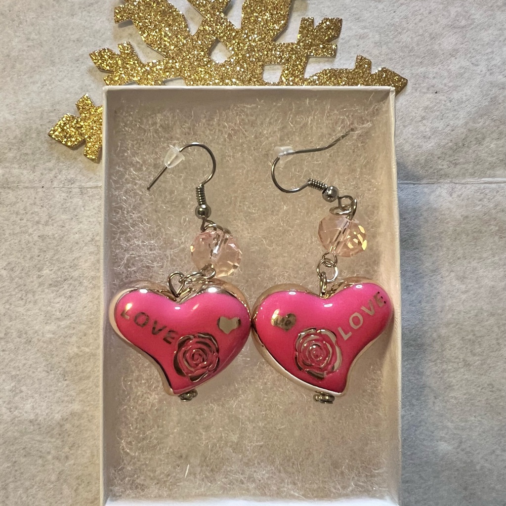 Brand New Love Earrings  Pink